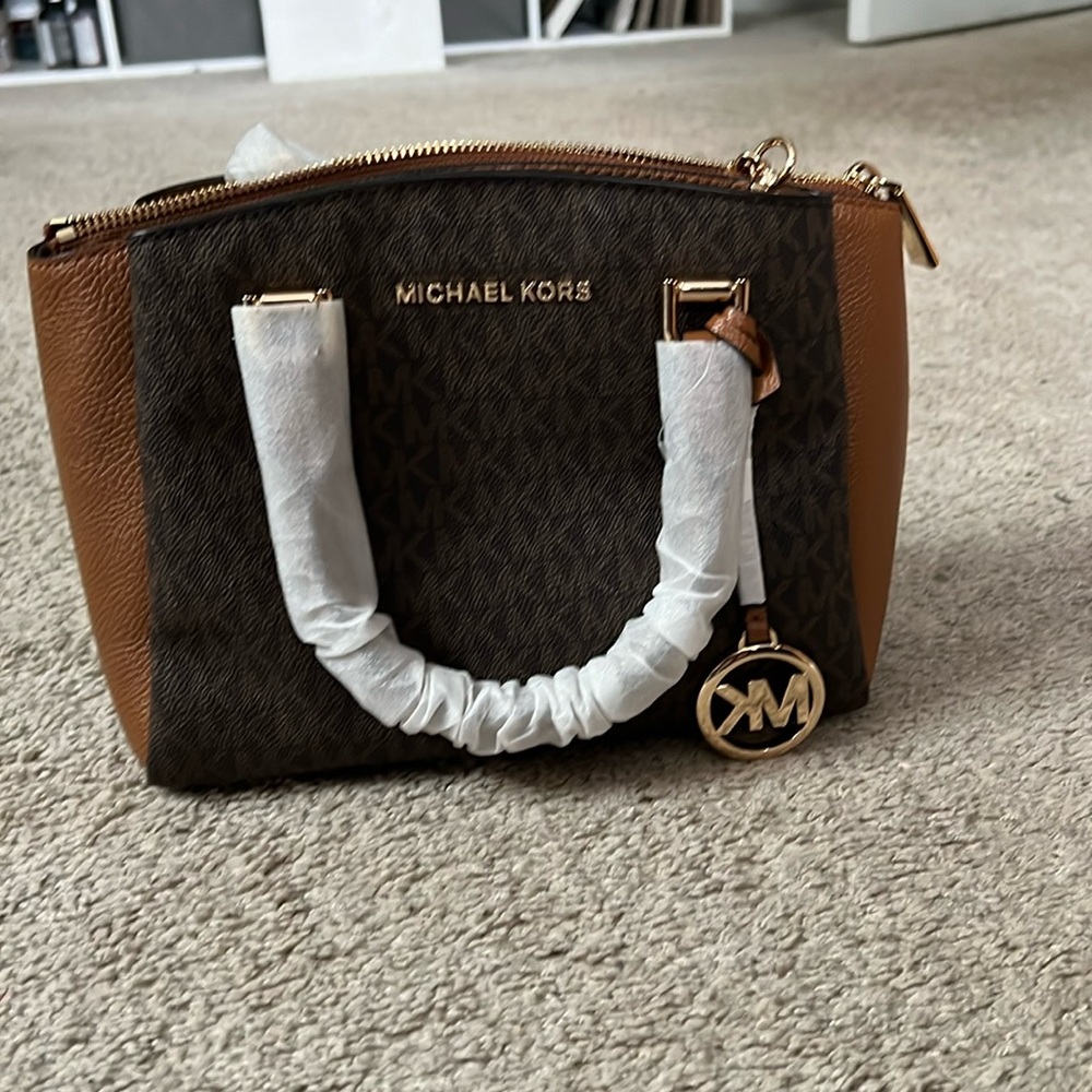 Michael Kors Maxine satchel
